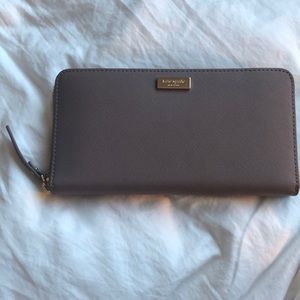 Kate Spade Laurel Way Neda in dusk cityscape